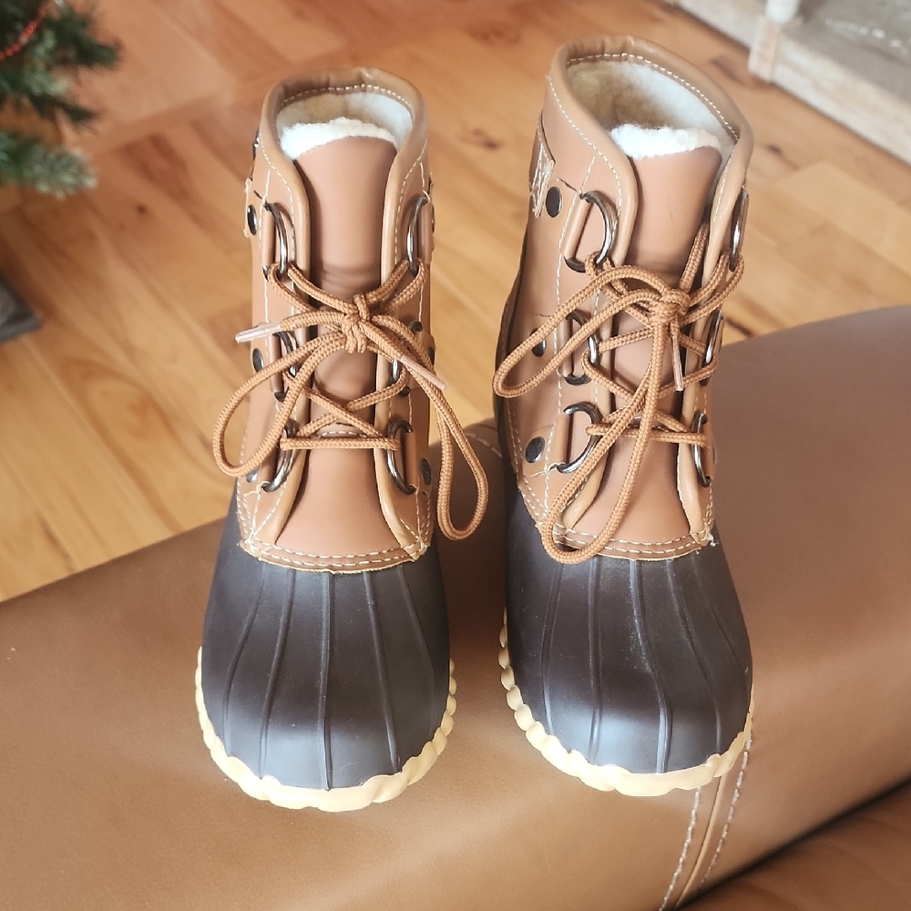 Outwoods Cozy Cream Boots
